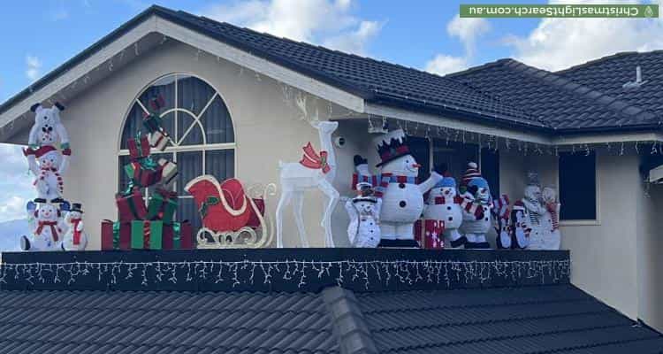 Christmas Light display at 5 Cash Court, Austins Ferry