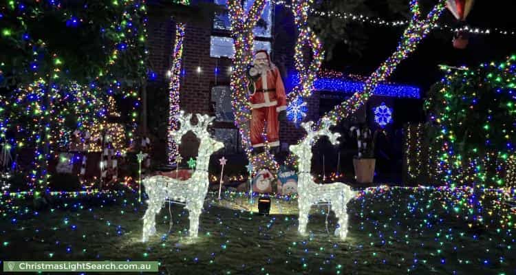 Christmas Light display at 7 Carramar Court, Bayswater