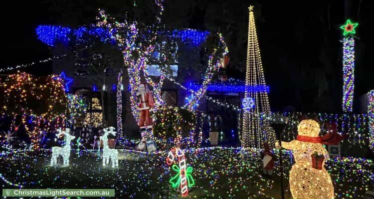 Christmas Light display at 7 Carramar Court, Bayswater