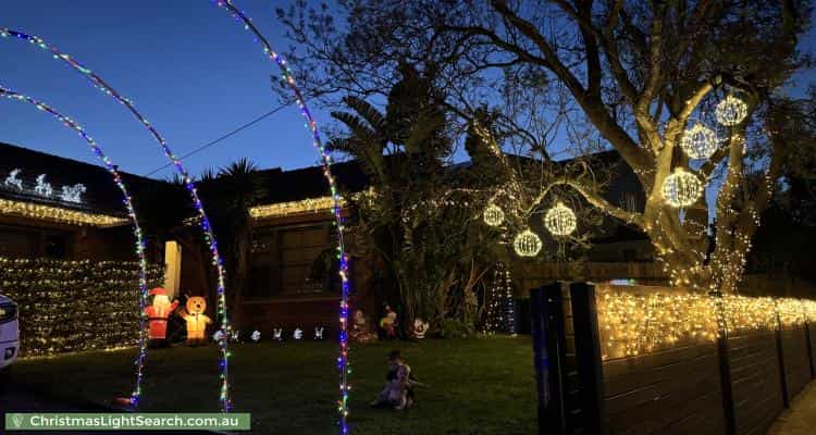 Christmas Light display at 14 Churchill Avenue, Cheltenham