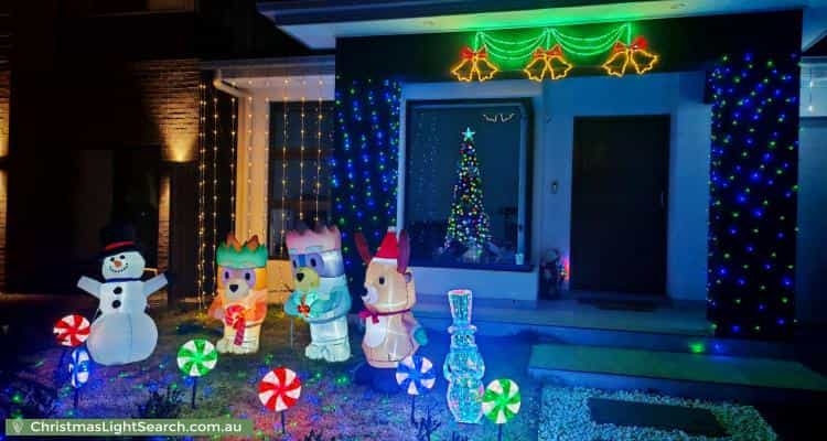 Christmas Light display at 60 Diamondback Parade, Melonba