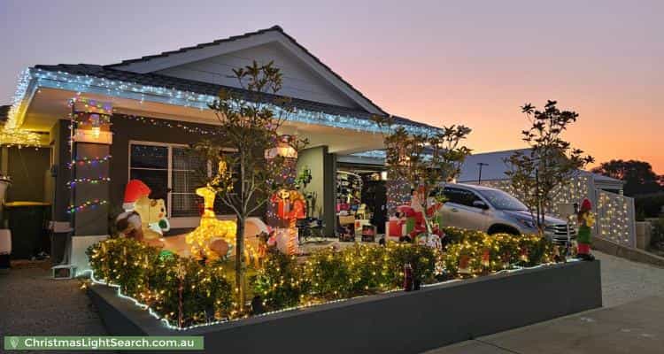 Christmas Light display at 4 Ramillies Approach, Madora Bay