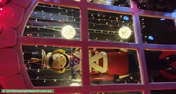 Christmas Light display at 9 Rothschild Street, Woodcroft
