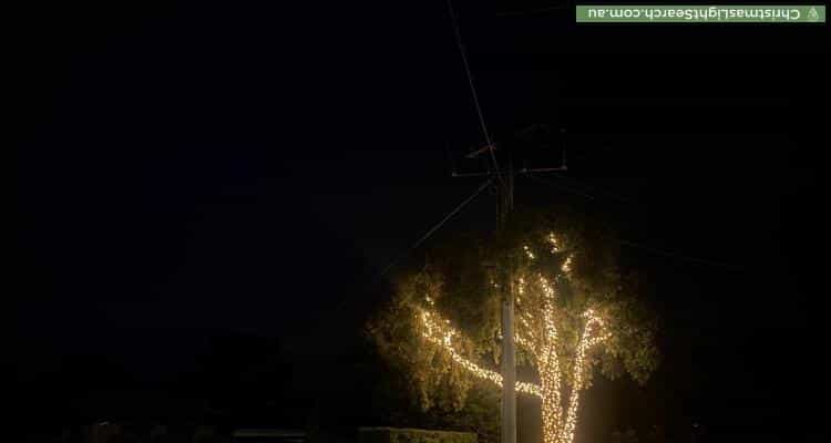 Christmas Light display at 13 Fulham Close, Frankston South