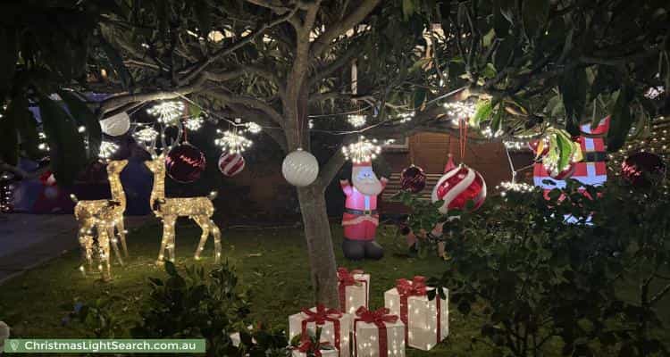 Christmas Light display at 28 Isabella Street, Moorabbin