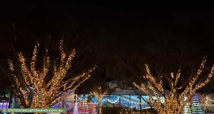 Christmas Light display at 281 MacArthur Avenue, Hamilton