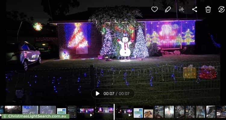 Christmas Light display at 9 Tonga Place, Lethbridge Park