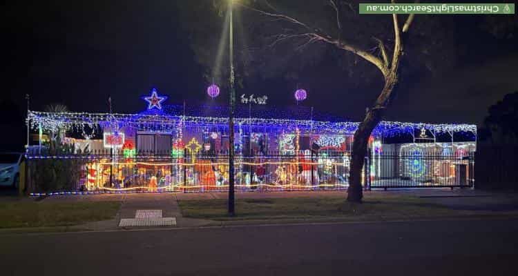 Christmas Light display at 94 Calais Circuit, Cranbourne West