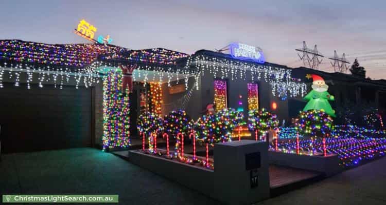 Christmas Light display at 17 Dalveen Drive, Fraser Rise