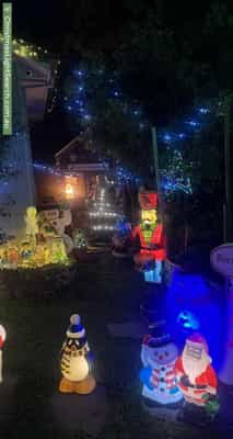 Christmas Light display at 27 Laurel Gr, Blackburn
