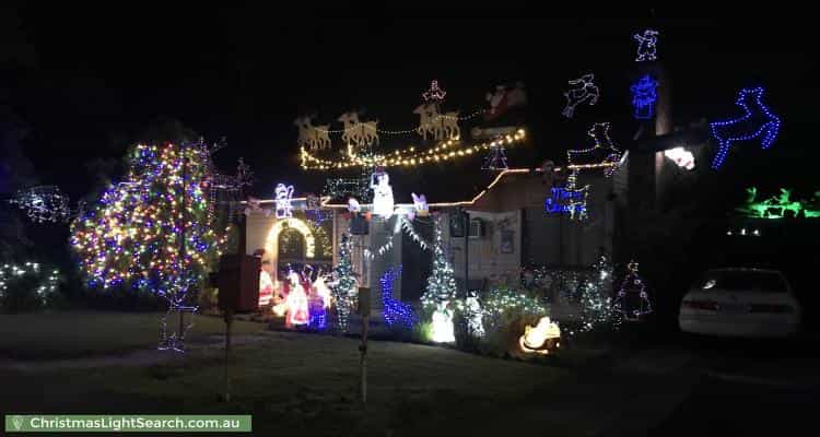 Christmas Light display at 84 Vale Street, Moe