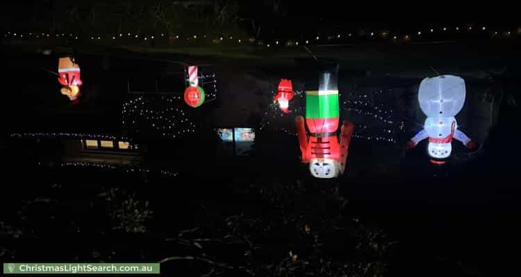 Christmas Light display at 8 Hillside Grove, Frankston South