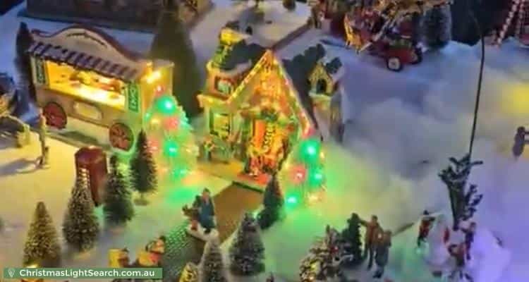 Christmas Light display at  Gathray Court, Roxburgh Park