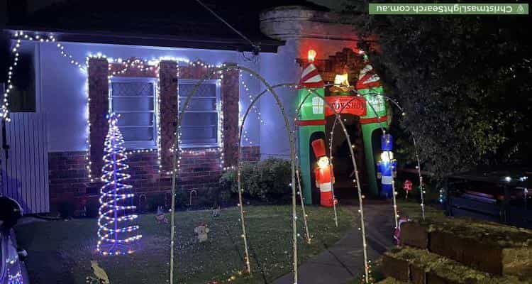 Christmas Light display at 255 Koornang Road, Carnegie
