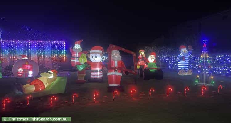 Christmas Light display at 11 Cordeaux Street, Louth Park