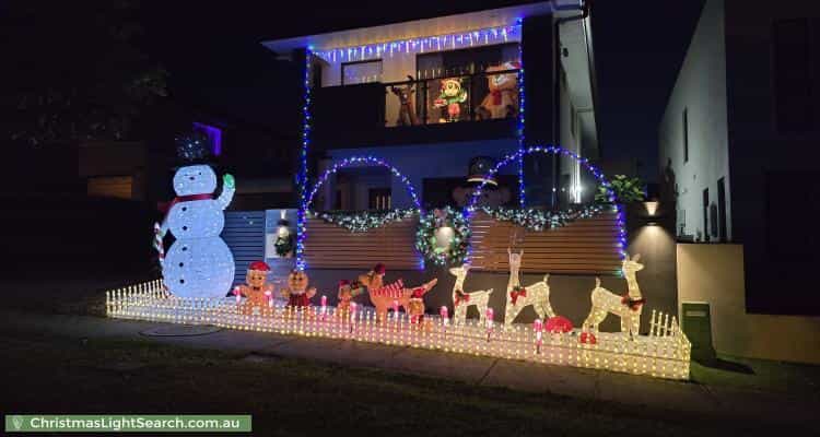 Christmas Light display at 110 Splendour Street, Rochedale