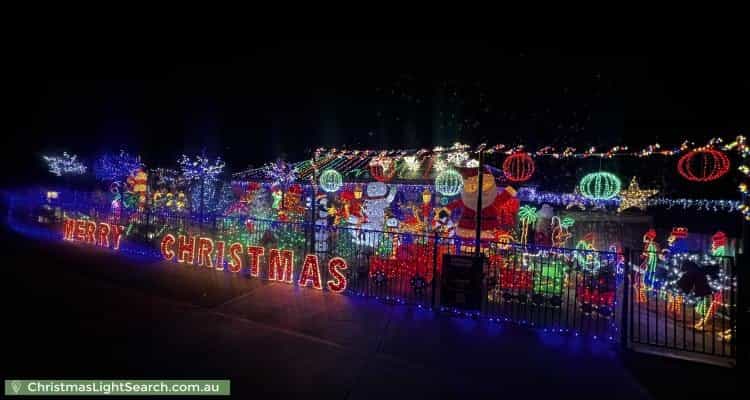 Christmas Light display at 80 Kensington Way, Burton