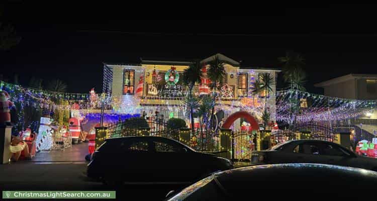 Christmas Light display at 50 Blantyre Avenue, Chelsea
