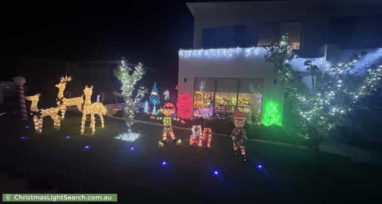 Christmas Light display at 6 Arney Close, Taylor