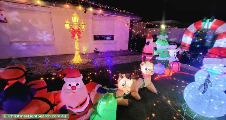 Christmas Light display at 68 Kensington Way, Burton
