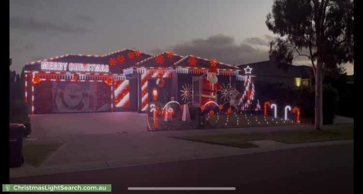 Christmas Light display at 23 Vantage Green, Beveridge