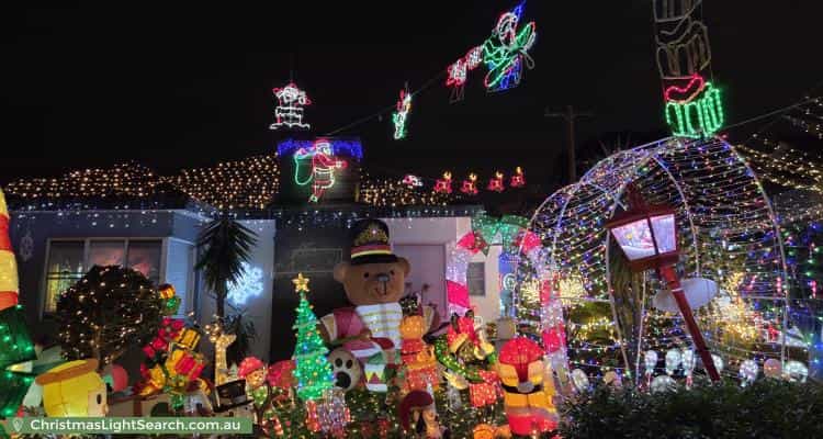 Christmas Light display at 99 Terry Street, Blakehurst