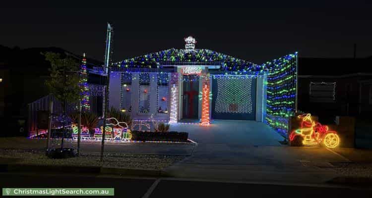 Christmas Light display at 85 Thomas Street, South Plympton