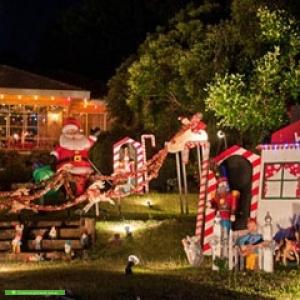 Christmas Light display at The Boulevard, Ivanhoe