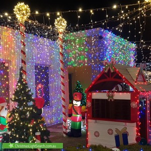 Christmas Light display at 27 Baumea Turn, Hammond Park