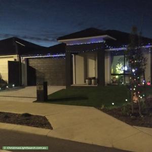 Christmas Light display at 51 Greensand Promenade, Treeby