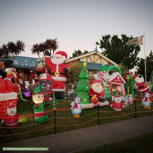 Christmas Light display at 29 Scenic Drive, Beaconsfield