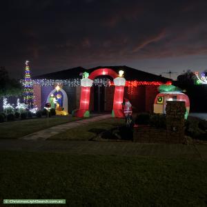 Christmas Light display at 24 Eyebright Square, Hallam