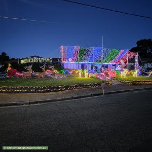 Christmas Light display at 24 Selangor Avenue, Fairview Park