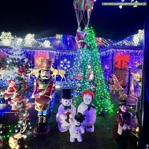 Christmas Light display at 80 Kensington Way, Burton