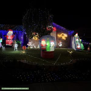 Christmas Light display at 8 Gerlach Grove, Evanston Park