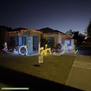 Christmas Light display at 196 Keane Street, Cloverdale
