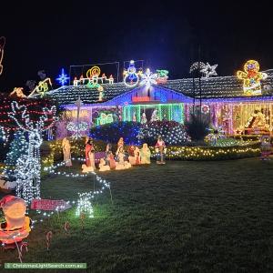 Christmas Light display at 13 Mavis Court, Highfields
