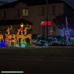 Christmas Light display at 16 Crystal Way, Mount Annan