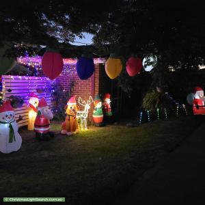 Christmas Light display at 14 Starritt Place, MacArthur