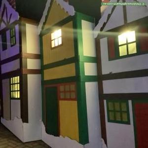 Christmas Light display at  Chain-O-Ponds Circuit, Mount Annan
