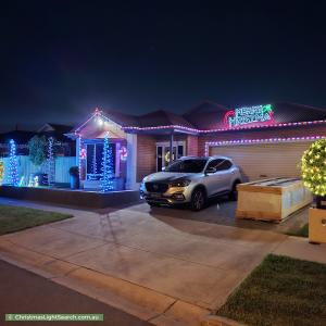 Christmas Light display at 8 Furniss Court, Osborne