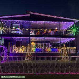 Christmas Light display at 42 Boykambil Esplanade South, Hope Island