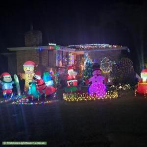 Christmas Light display at 4 Dromana Court, Ravenswood