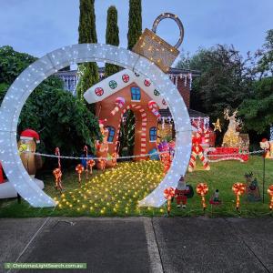 Christmas Light display at 20 Queens Parade, Hillside