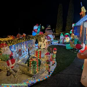Christmas Light display at 17 Nyarrin Place, Cranbourne West