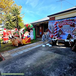 Christmas Light display at 8 Elliot Court, Whittington