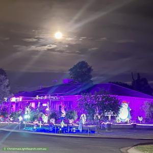Christmas Light display at 1 Deakin Place, Thurgoona