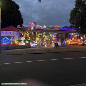 Christmas Light display at 61 Warrawee Circuit, Frankston