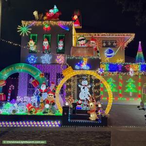 Christmas Light display at 3 Lochaber Place, Epping
