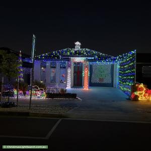 Christmas Light display at 85 Thomas Street, South Plympton